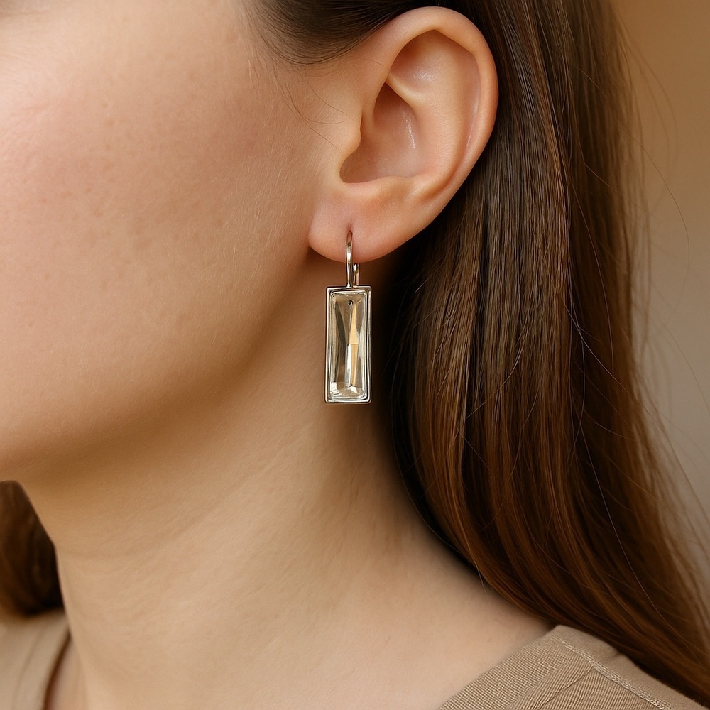 Handcrafted earrings made with Austrian clear baguette crystals - Picture 3 of 4